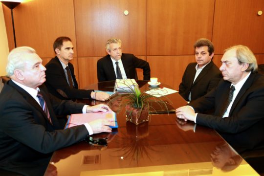 Αναβολή επ’ αόριστον… η απάντηση στη βία
