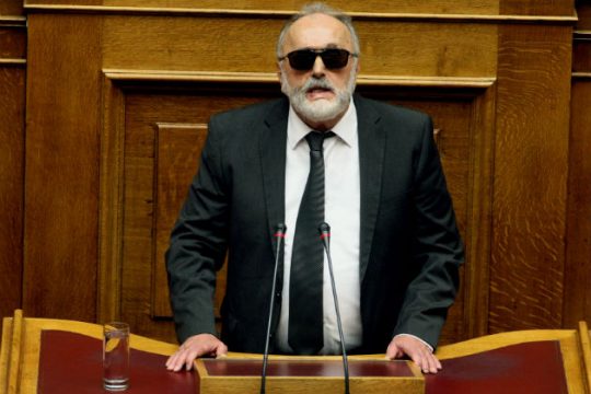 «Την επόμενη εβδομάδα θα σκάσει σκάνδαλο με τις ιδιωτικές εταιρείες»
