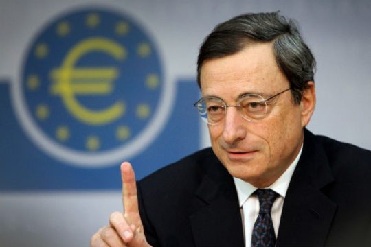 Σφίγγει τον κλοιό η ΕΚΤ κατά της Αθήνας