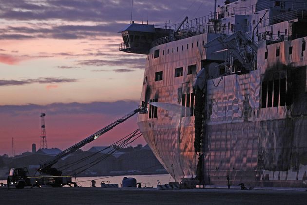 Απανθρακωμένο πτώμα στο εσωτερικό του «Norman Atlantic»