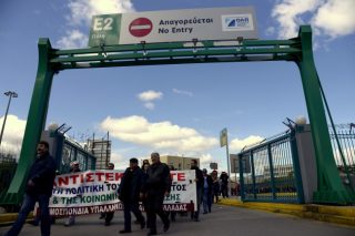 Κυβερνητική σύσκεψη για την ακύρωση της πώλησης ΟΛΠ και ΟΛΘ