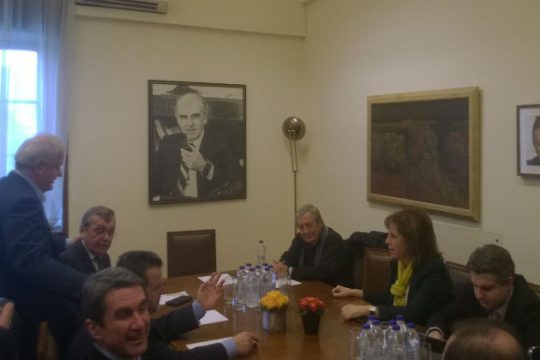 Το ΠΑΣΟΚ θα υπερψηφίσει τη Ζωή Κωνσταντοπούλου