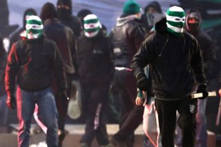 Εσύ, η συνείδηση(;) και τα αποτσίγαρά σου…