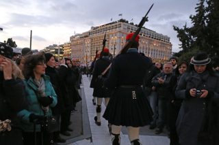 «Είμαστε πολιορκημένοι, αλλά όμως ελεύθεροι»