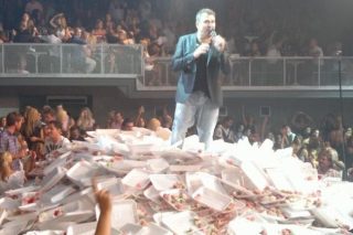 Venceremos – Podemos – Kataxreomenos