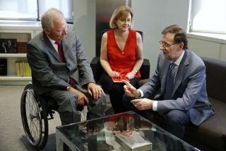Ανθρωπάκια σε ρόλους ηγετών