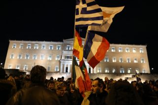 Στο Σύνταγμα και πάλι