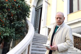 «Λατρεύω το κλασικό, η σκόνη που πέφτει πάνω του δεν μπορεί να το καλύψει»