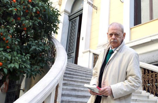 «Λατρεύω το κλασικό, η σκόνη που πέφτει πάνω του δεν μπορεί να το καλύψει»