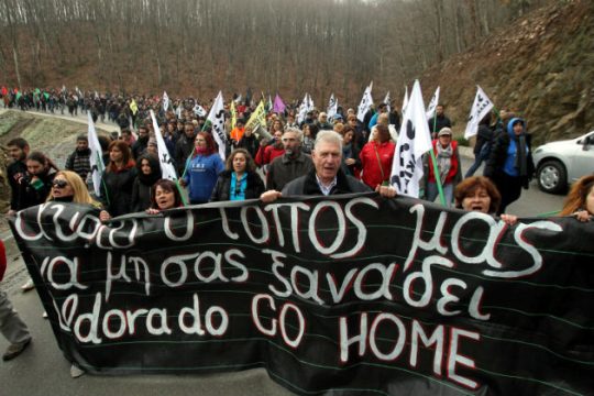 «Στο πόδι» οι Σκουριές, δύο οι συγκεντρώσεις