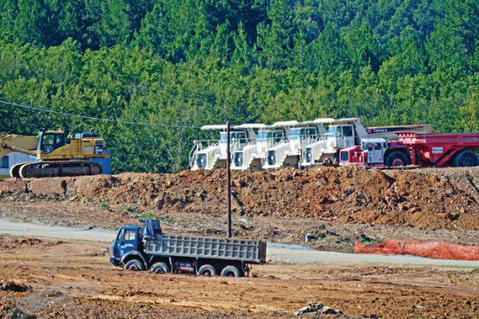 Ανακάλεσε τις κτιριακές μελέτες για τις Σκουριές ο Παν. Λαφαζάνης (upd)