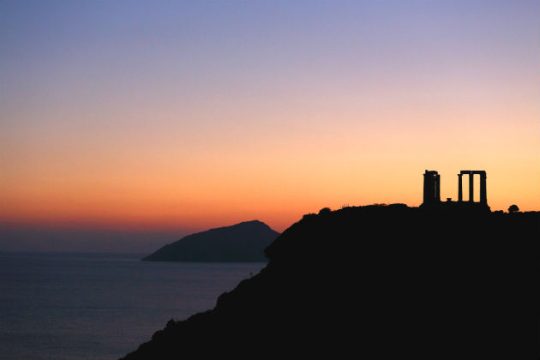 Πτώμα άνδρα στο Σούνιο