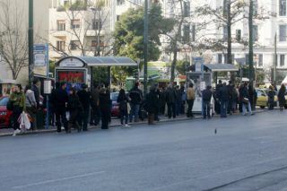 Στηρίξτε τους ανέργους, καταργήστε τους «εθελοντές» ελεγκτές