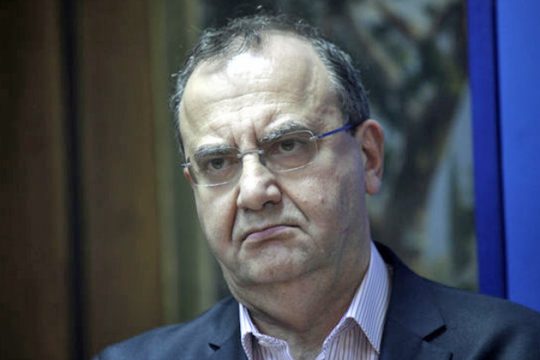 Φρένο στη μείωση των συντάξεων