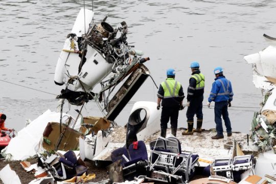 TransAsia: Ο πιλότος κρατούσε το χειριστήριο μέχρι τέλους