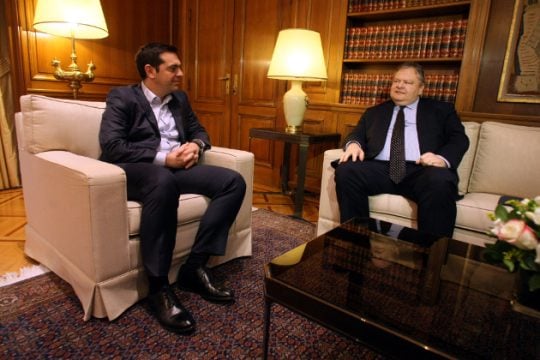 Συνέδεσε δανειακή σύμβαση με το μνημόνιο ο Βενιζέλος