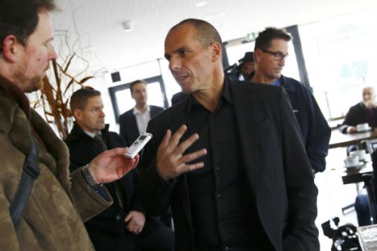 «Η Ελλάδα είναι σαν το καναρίνι στο ανθρακωρυχείο»