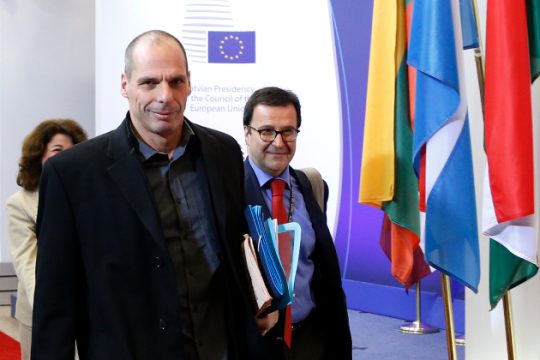 Στα άκρα η διαπραγμάτευση στα όριά της η ρευστότητα