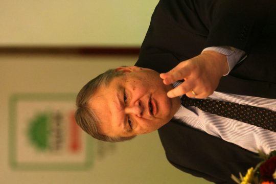 Βενιζέλος: Η «παράταση» αντικαθίσταται από το «πρόγραμμα -γέφυρα»
