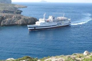 Σε επίσχεση εργασίας οι ναυτικοί του «Βιτσέντζος Κορνάρος»