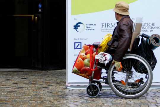 «Έξυπνα» παντελόνια για ηλικιωμένους και ΑμεΑ