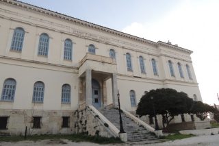 Αποκαθίσταται το Χατζηκυριάκειο στον Πειραιά