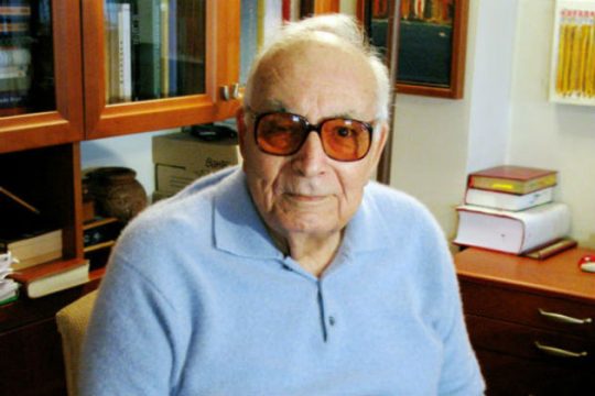 Απεβίωσε ο σπουδαίος Τούρκος λογοτέχνης Γιασάρ Κεμάλ