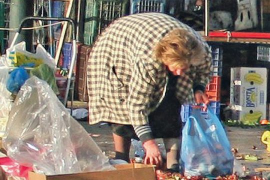 Κατραπακιά στους φτωχούς