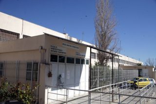 Νέες αντιδράσεις κατά της διεξαγωγής της δίκης της Χρυσής Αυγής στον Κορυδαλλό