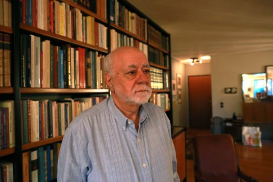 Στους «κουμαρχανάδες» και τα «ντρεσουάρ» της Πόλης