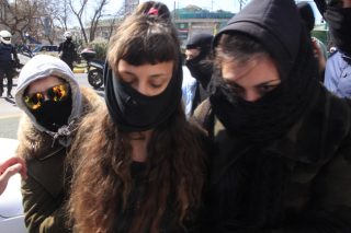 Προφυλακίστηκαν η Αγγελική και ο «Ιάσονας»