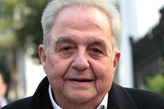 Κάλεσμα Φλαμπουράρη για «επαναπατρισμό» κεφαλαίων