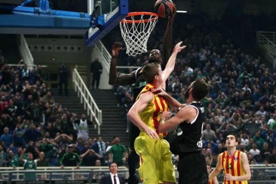 Στο σπίτι του είναι αλλιώς