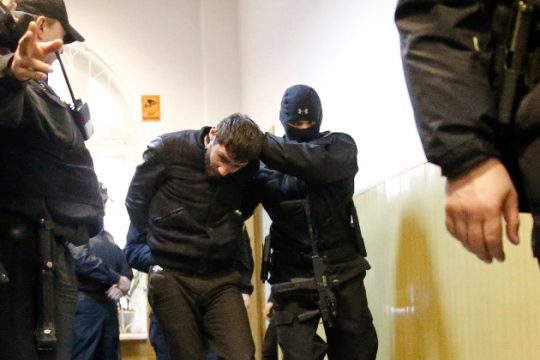 Ομολογία μετά… βασανιστηρίων για τη δολοφονία Νεμτσόφ