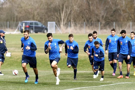 Ολοι μέσα και… άπειρες δοκιμές