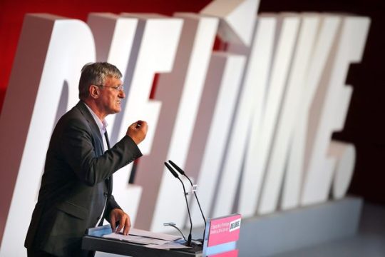 Επανορθώσεις και χρέος παραμένουν στο τραπέζι