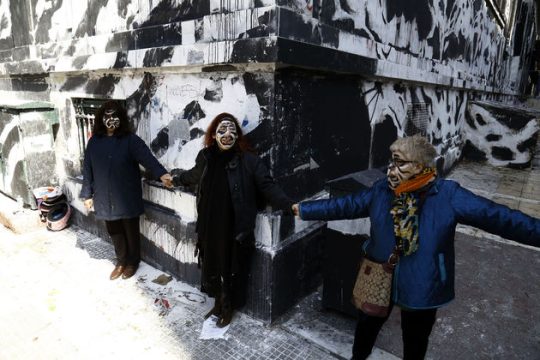 Το γκράφιτι φεύγει, οι ακτιβιστές επιμένουν