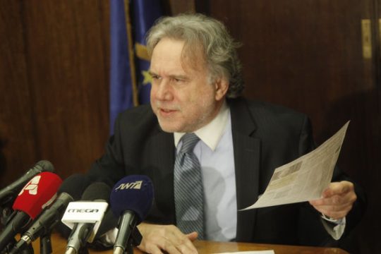 Στην κυβέρνηση περιμένουν και άλλα χτυπήματα