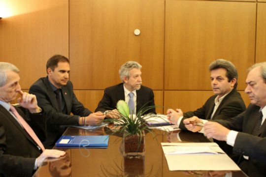 Πρωτάθλημα χωρίς κόσμο