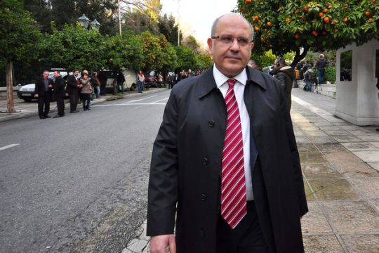 Μετωπική σύγκρουση Ξυδάκη – Χατζάκη