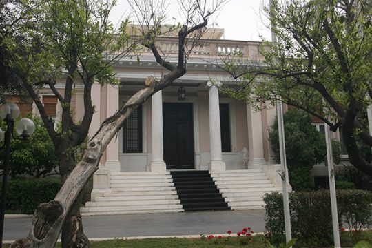 Κυβέρνηση και κράτος