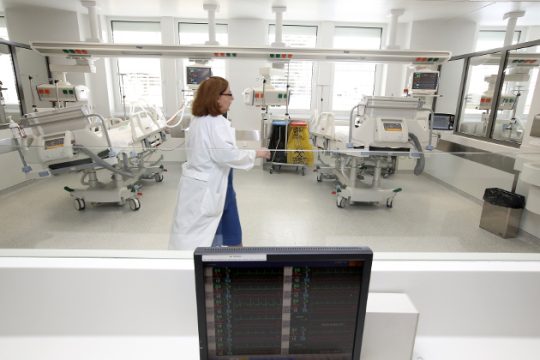 Στους 70 οι νεκροί από την εποχική γρίπη