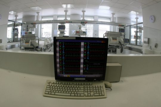 Στους 81 οι νεκροί την εποχική γρίπη