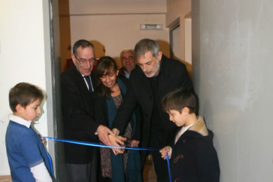 Εγκαινιάστηκε Κέντρο Στήριξης Παιδιού και Οικογένειας στον Πειραιά