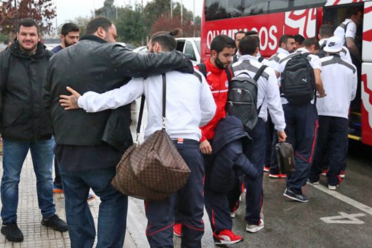 Βίοι αντίθετοι για Ντομίνγκες – Φουστέρ