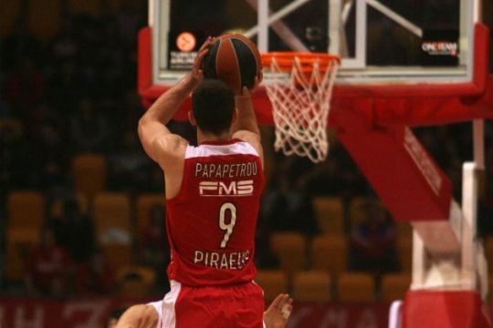 Σφράγισε την πρόκριση, κυνηγά το πλεονέκτημα