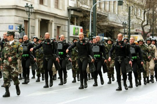 Όταν ο Π. Καμμένος υπερασπιζόταν τα ΟΥΚ