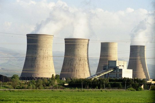 Νέο ενεργειακό μοντέλο ή στροφή 180 μοιρών;