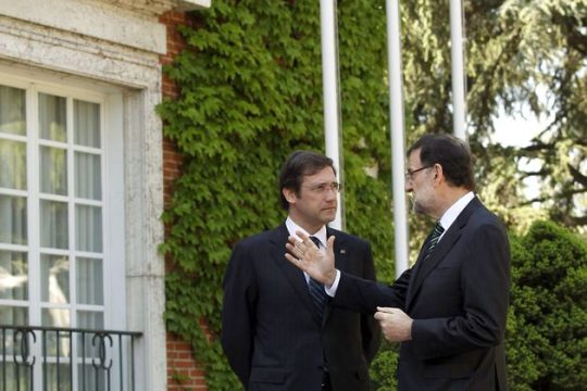Ο Γιούνκερ νίπτει τας χείρας του