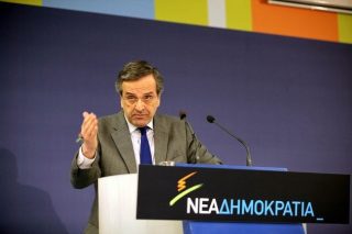 Η Ν.Δ. βάζει στο στόχαστρο τον Βαρουφάκη
